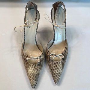 RARELY WORN AUTHENTIC Gucci snake heel size 9B 😍